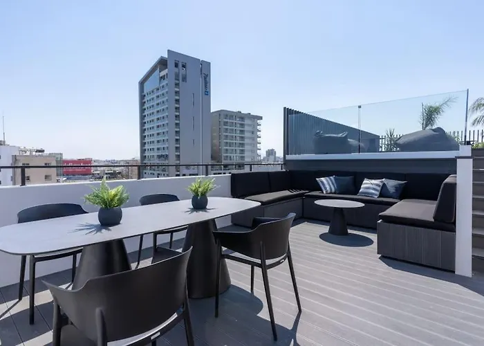 The Penthouse - 3br Seaview With Private Pool In *